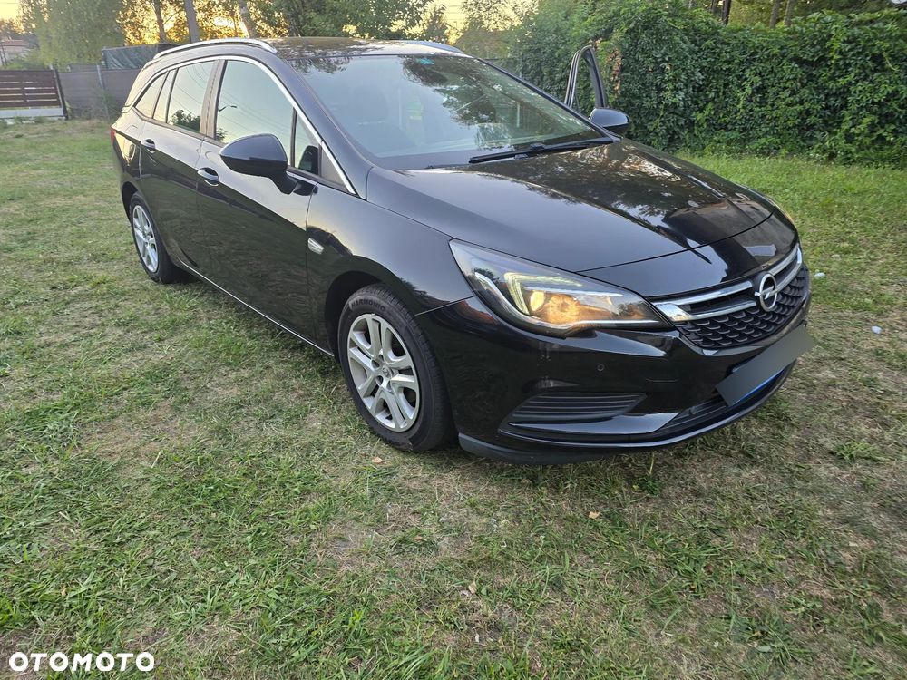 Opel Astra 1.6 D Start/Stop Dynamic - 1