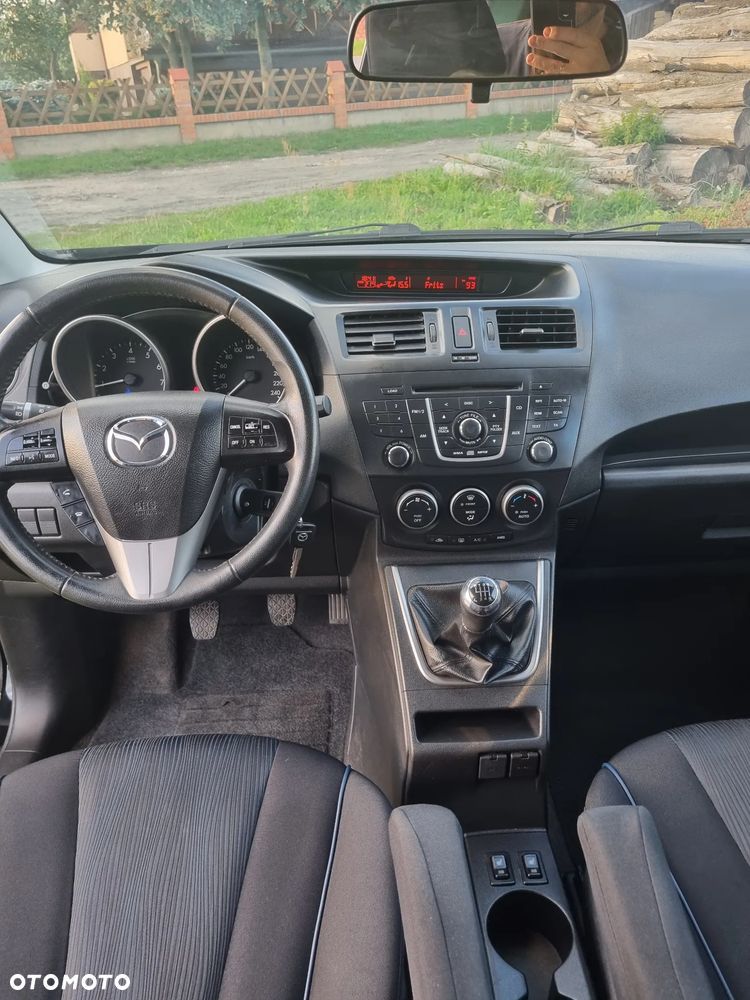 Mazda 5 - 10