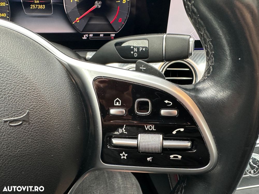 Mercedes-Benz E - 20