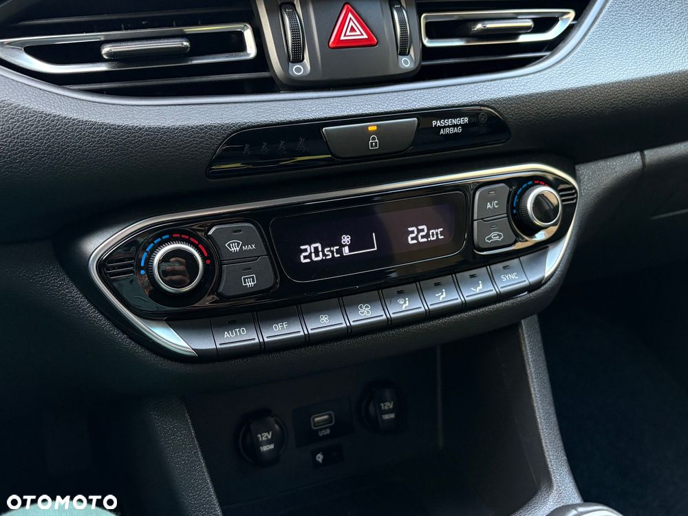 Hyundai i30 Kombi 1.5 T-GDI 48V-Hybrid Prime - 22