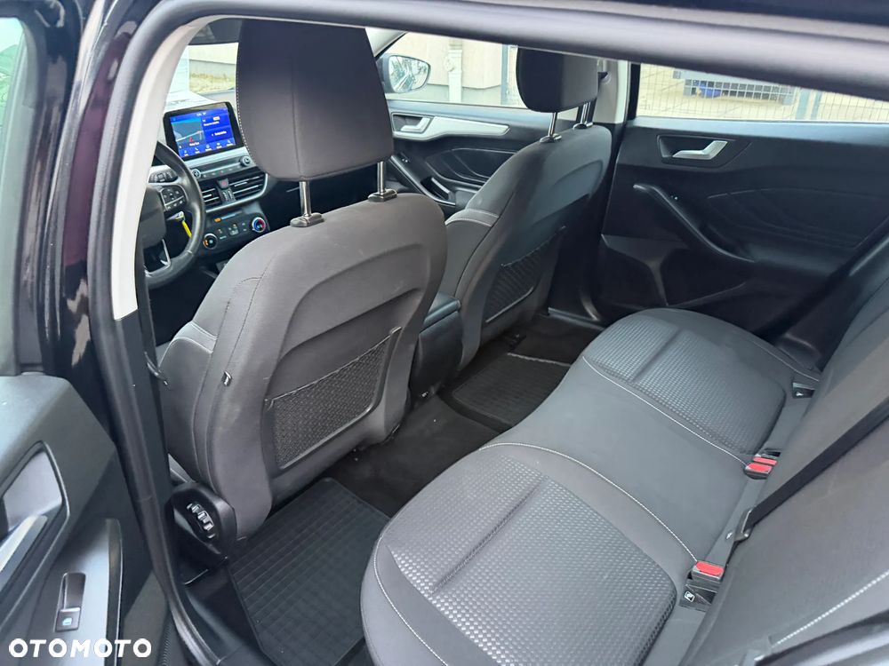 Ford Focus 1.5 EcoBlue Connected - 12