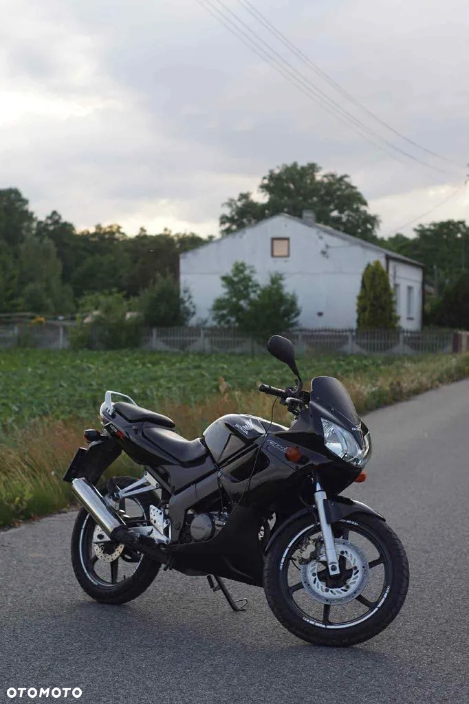 Honda CBR - 8