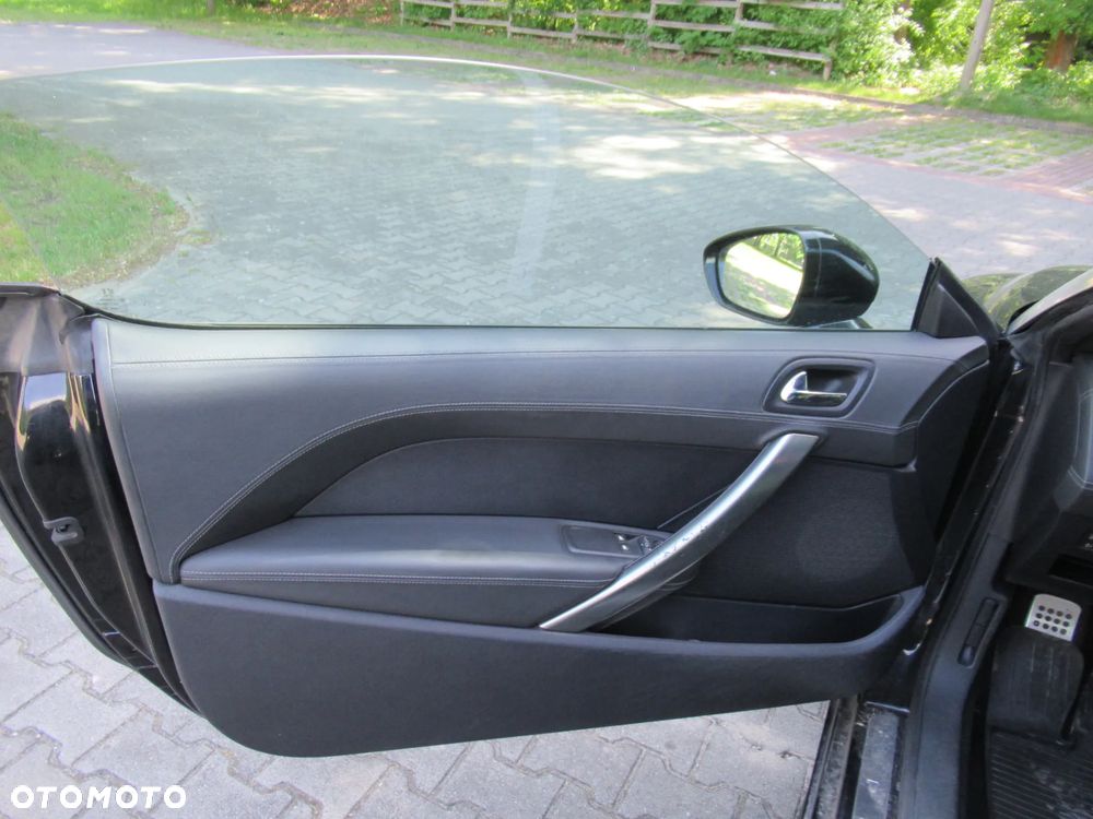 Peugeot RCZ 1.6 THP - 12