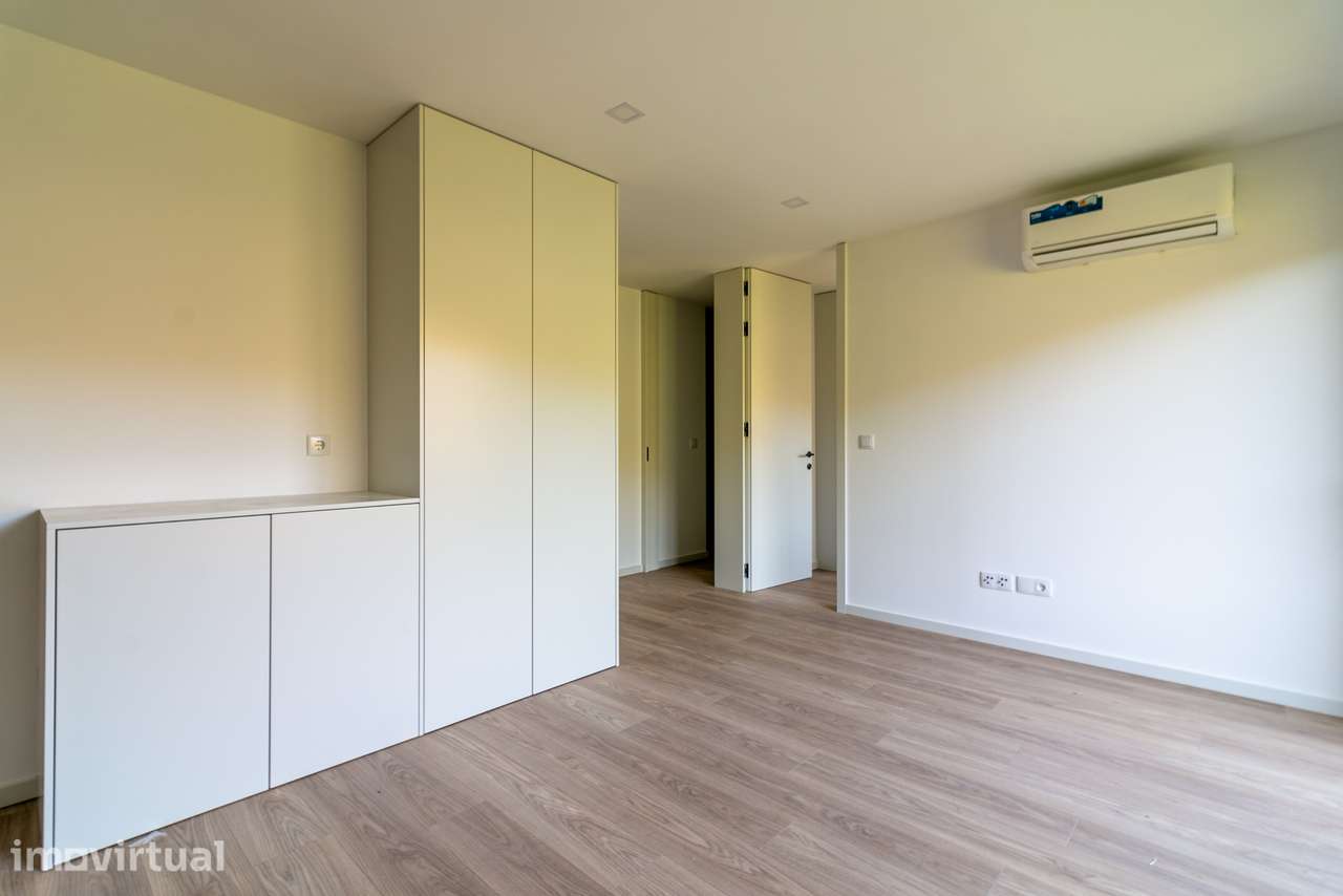 Apartamento T1+1 Arrendamento em Nogueiró e Tenões,Braga - Grande imagem: 3/11
