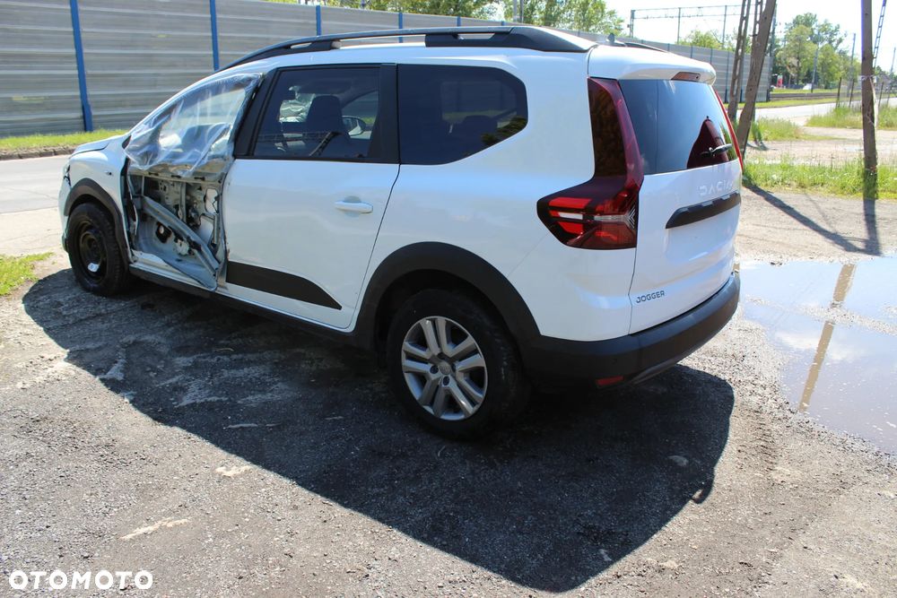 Dacia Jogger TCe 110 (7-Sitzer) Essential - 5