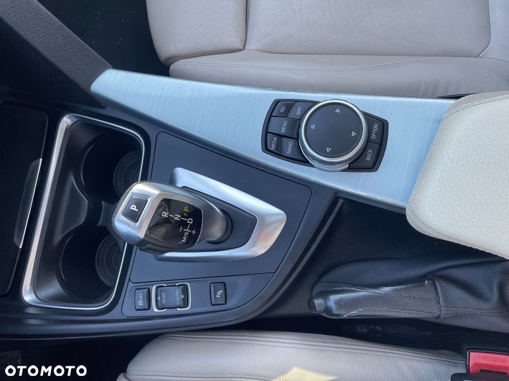 BMW Seria 4 418d Sport Line - 9