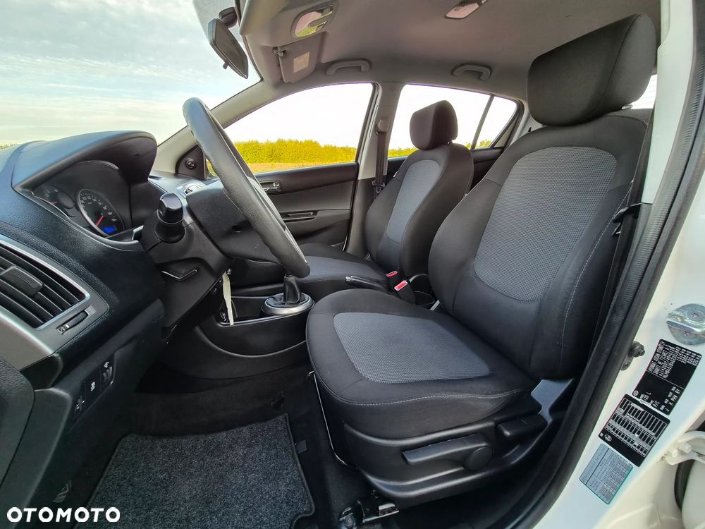 Hyundai i20 1.2 Trend - 20
