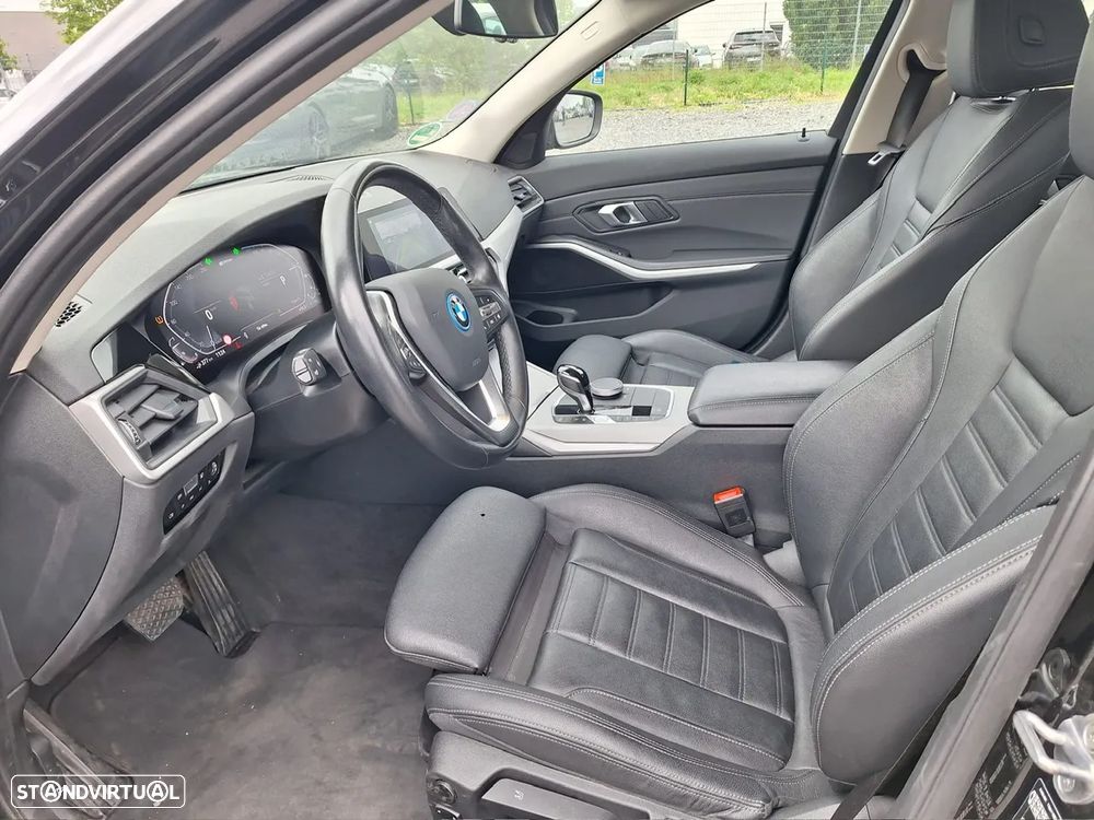 BMW 320 - 4