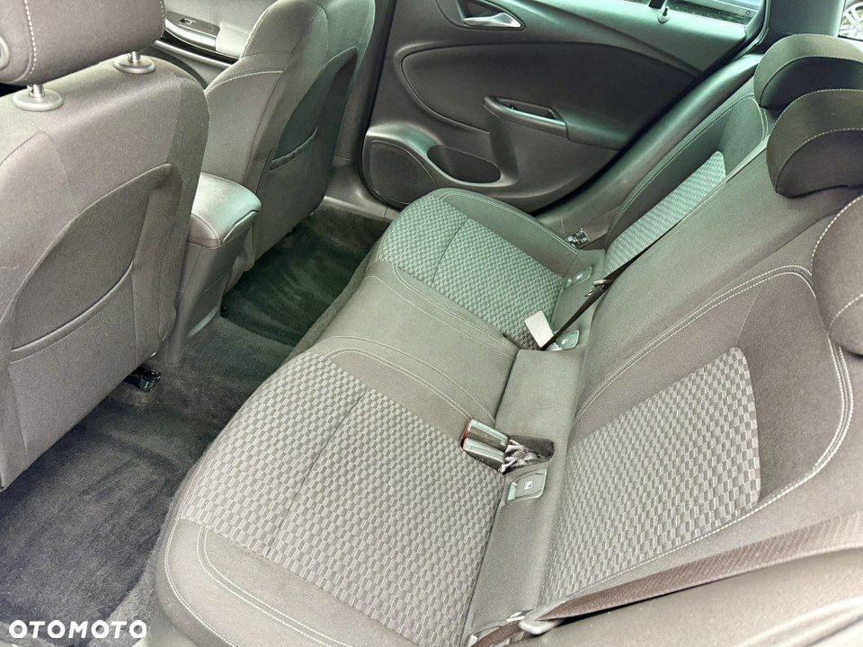 Opel Astra 1.4 Turbo Start/Stop Innovation - 37