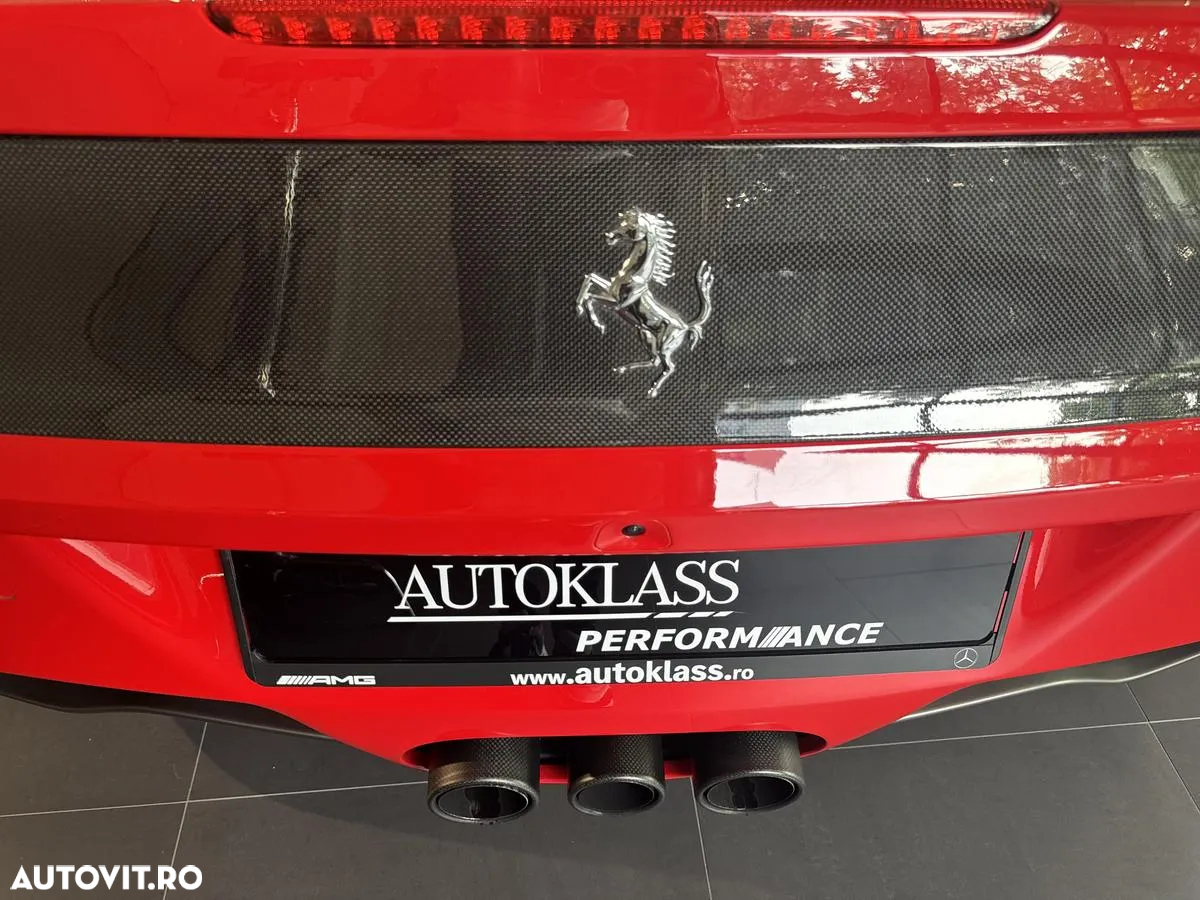 Ferrari 458 Italia - 11