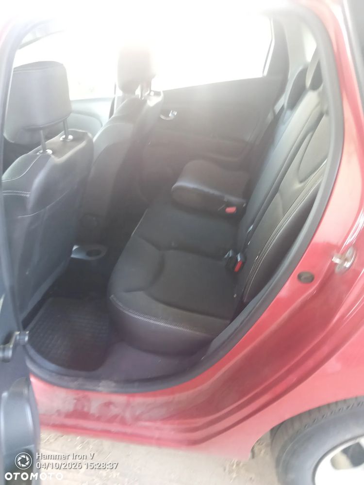 Renault Clio - 9