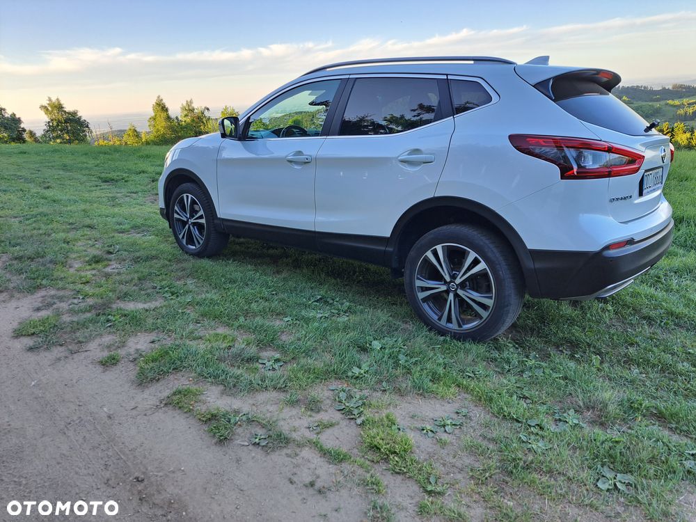 Nissan Qashqai 1.3 DIG-T N-Connecta - 16