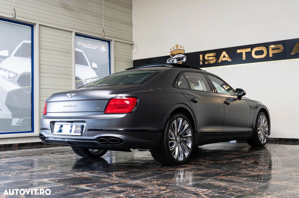 Bentley Flying Spur Mulliner - 4