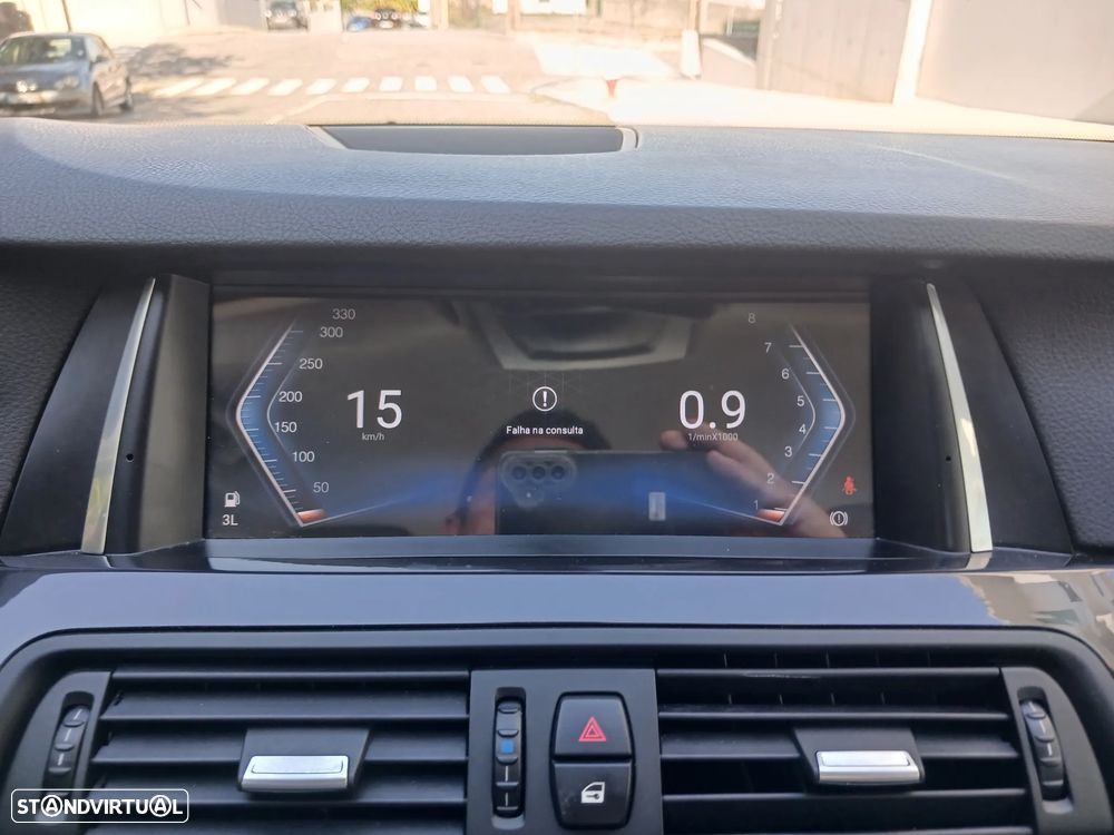 BMW 525 d xDrive Exclusive Auto - 45