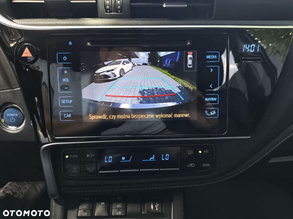 Toyota Auris - 19