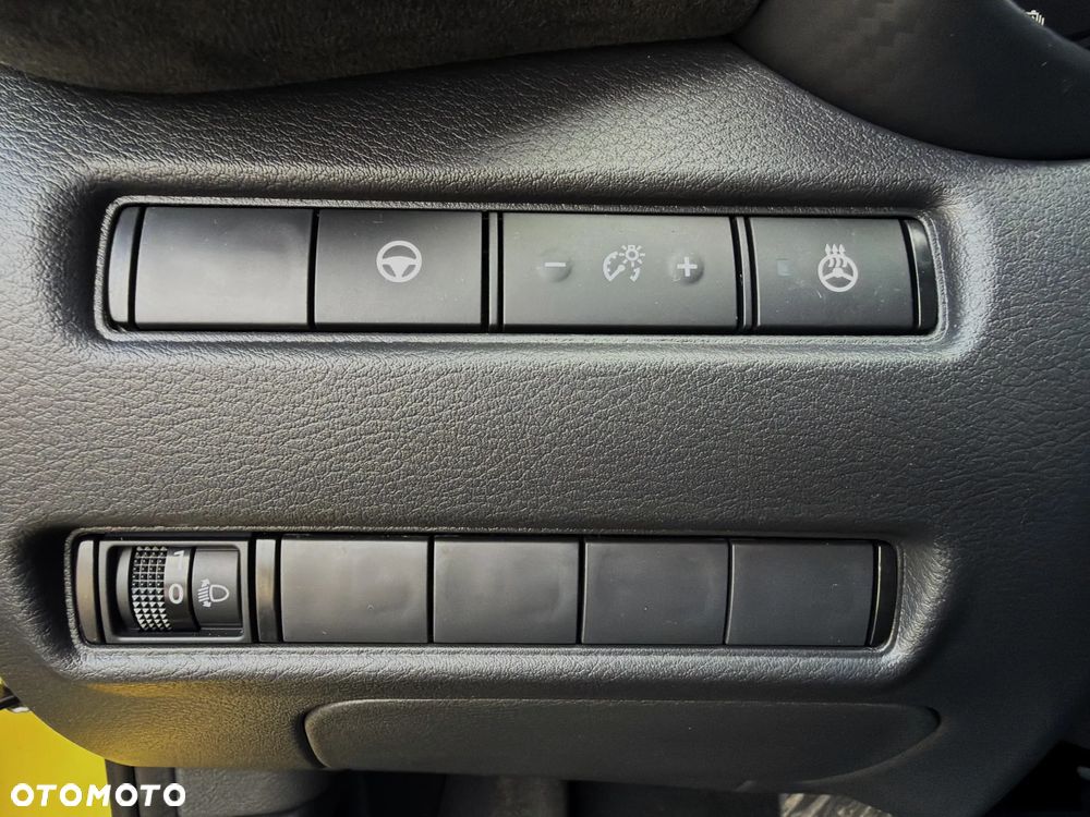 Nissan Juke 1.6 Hybrid N-Design AMT - 26