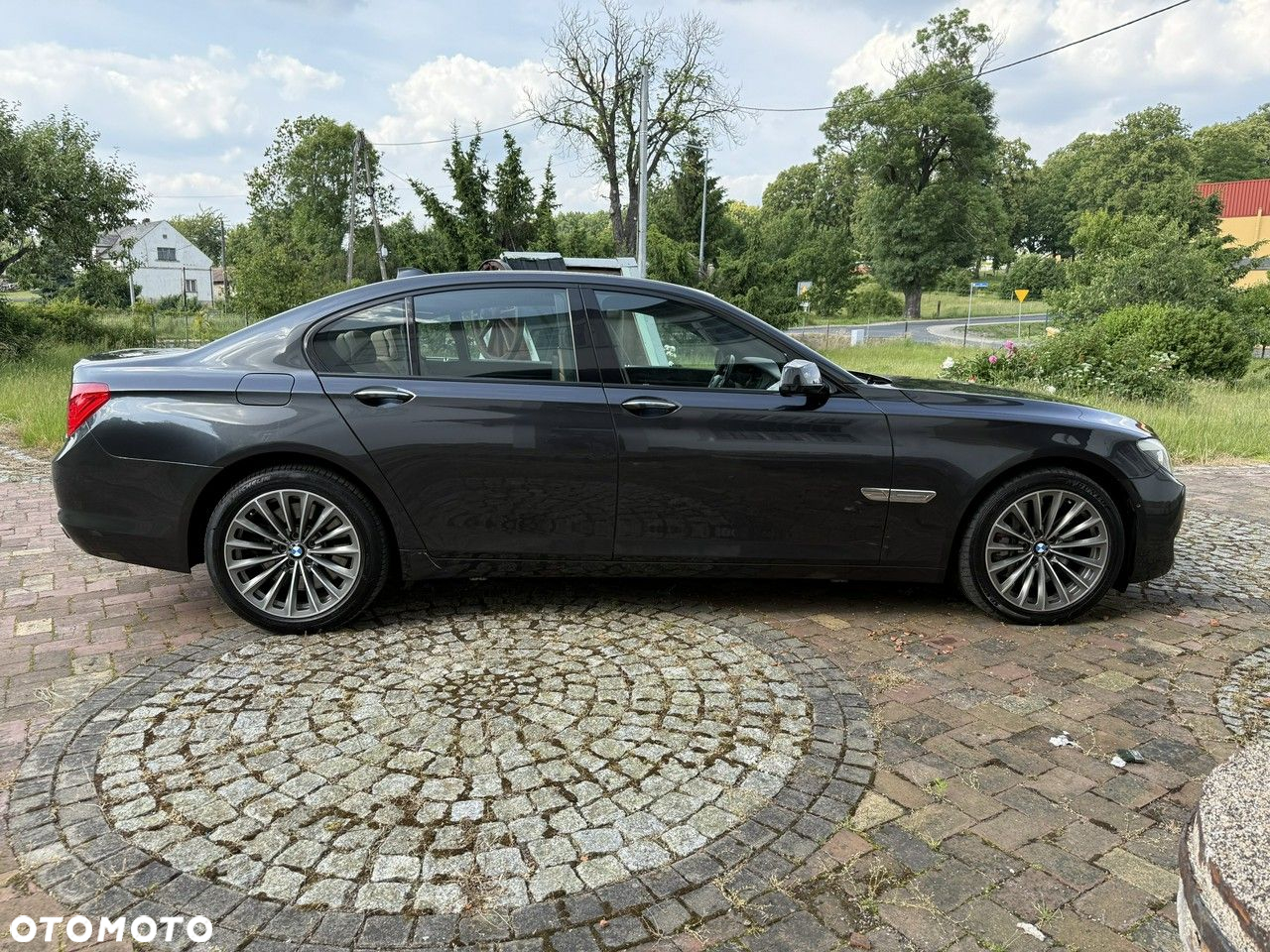 BMW Seria 7 750i - 40