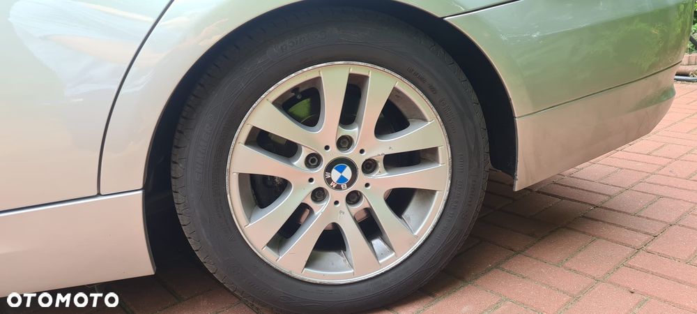 BMW Seria 3 320d DPF Efficient Dynamics Edition - 17