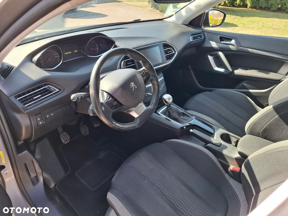 Peugeot 308 - 15