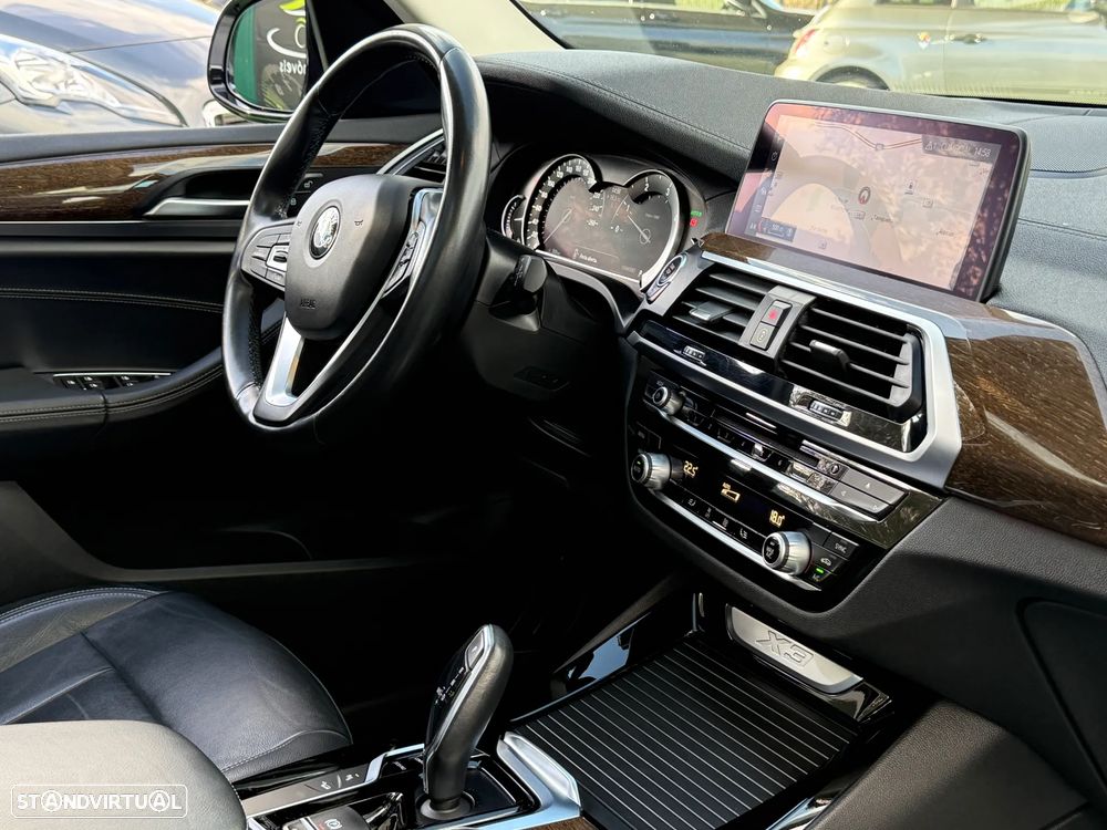 BMW X3 20 d xDrive Line Luxury - 39