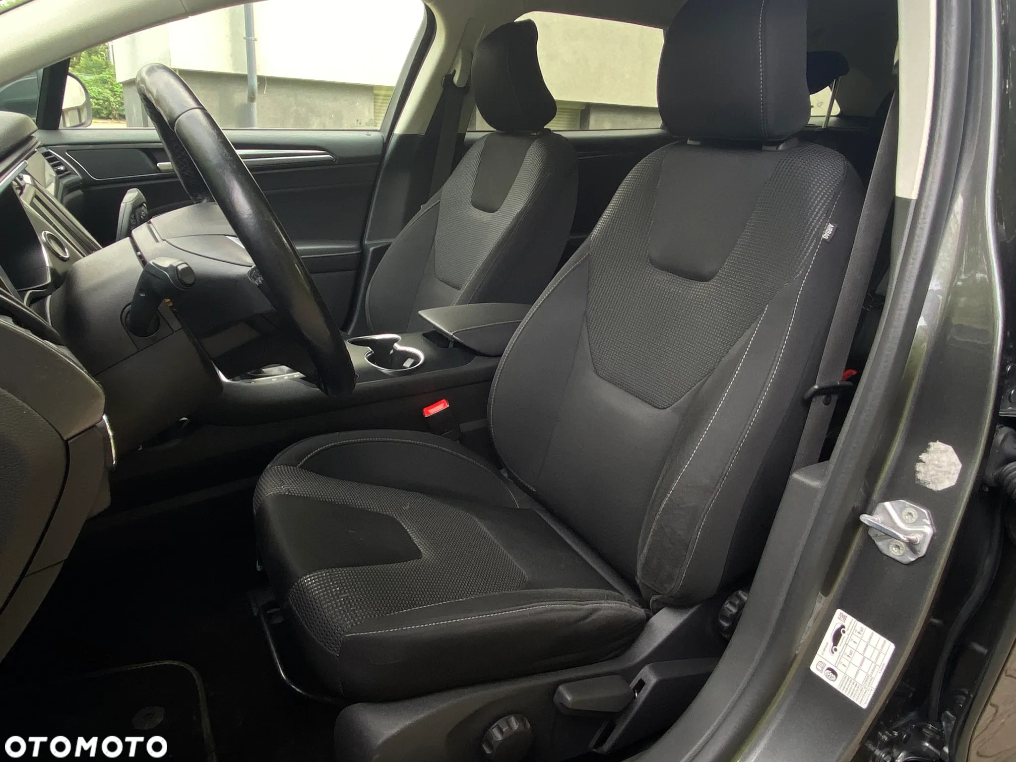 Ford Mondeo - 9