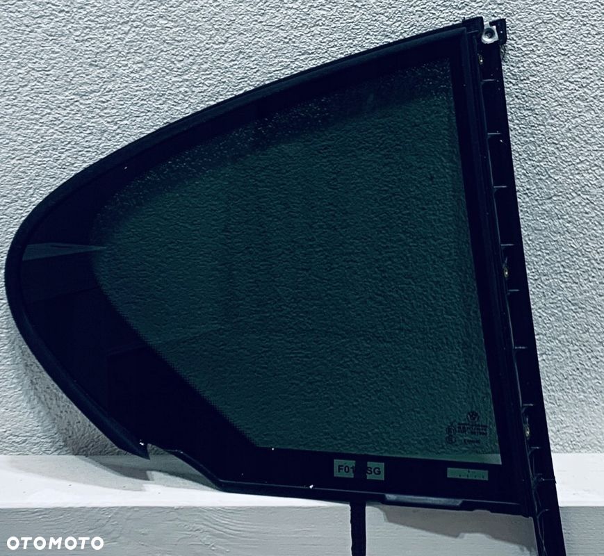 Szyba karoseryjna prawa tylna BMW 7 2008- ORYGINAŁ