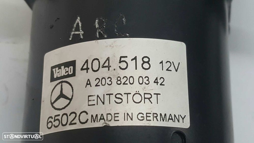 MOTOR LIMPA-VIDROS FRONTAL MERCEDES CLASE CLK (W209) COUPE 270 CDI (209.316) - 2