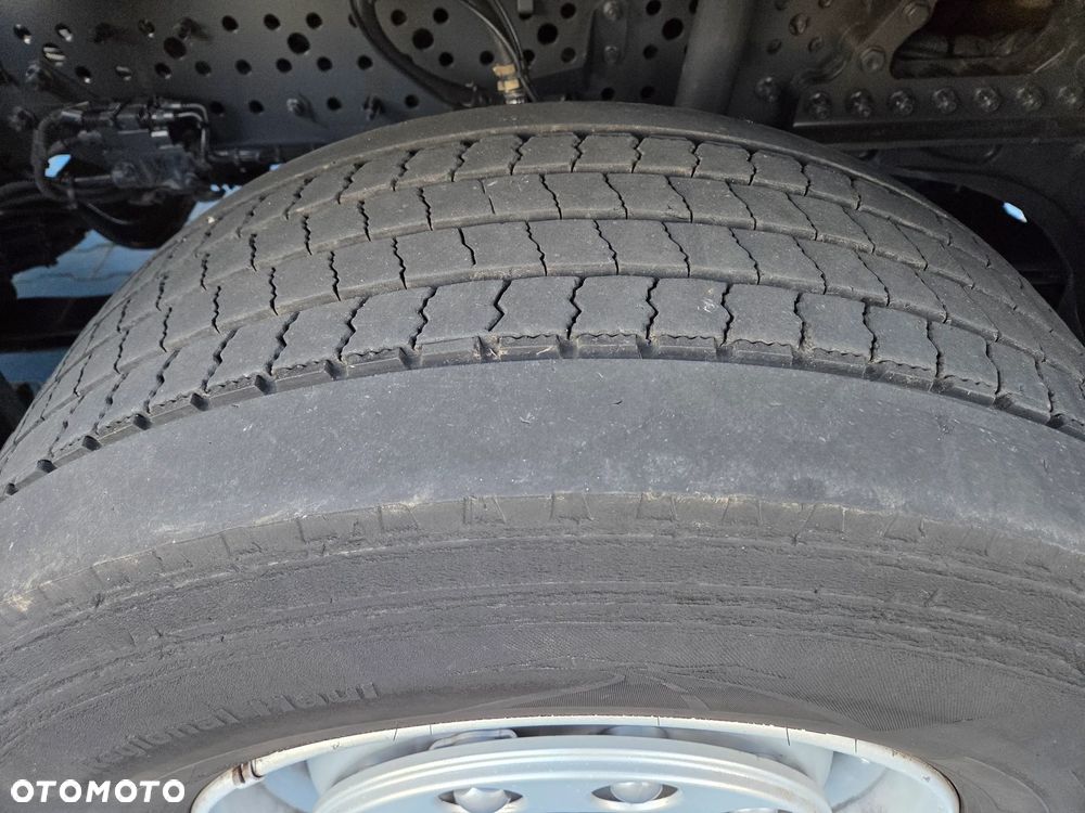 Mercedes-Benz Actros - 18