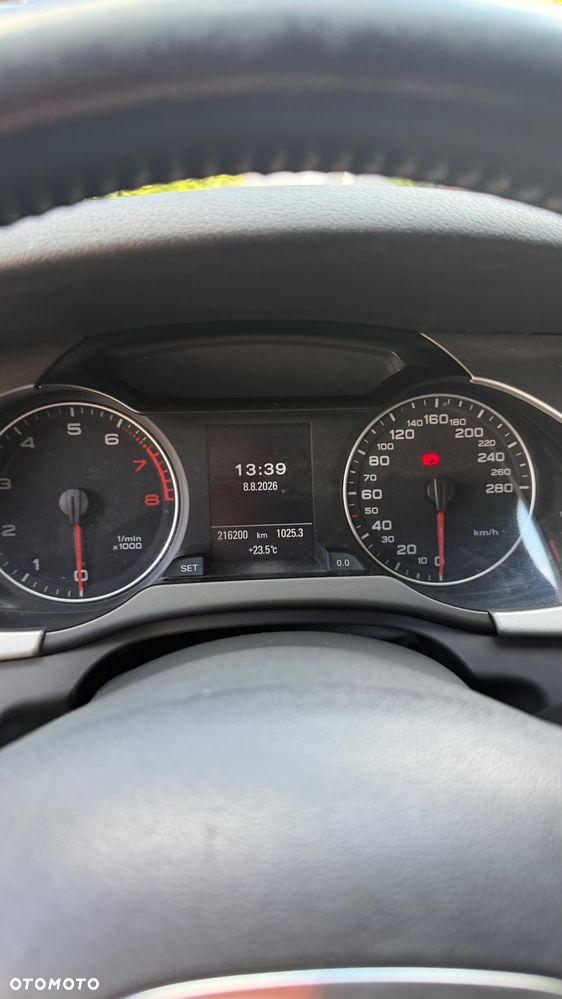 Audi A4 Limousine - 11