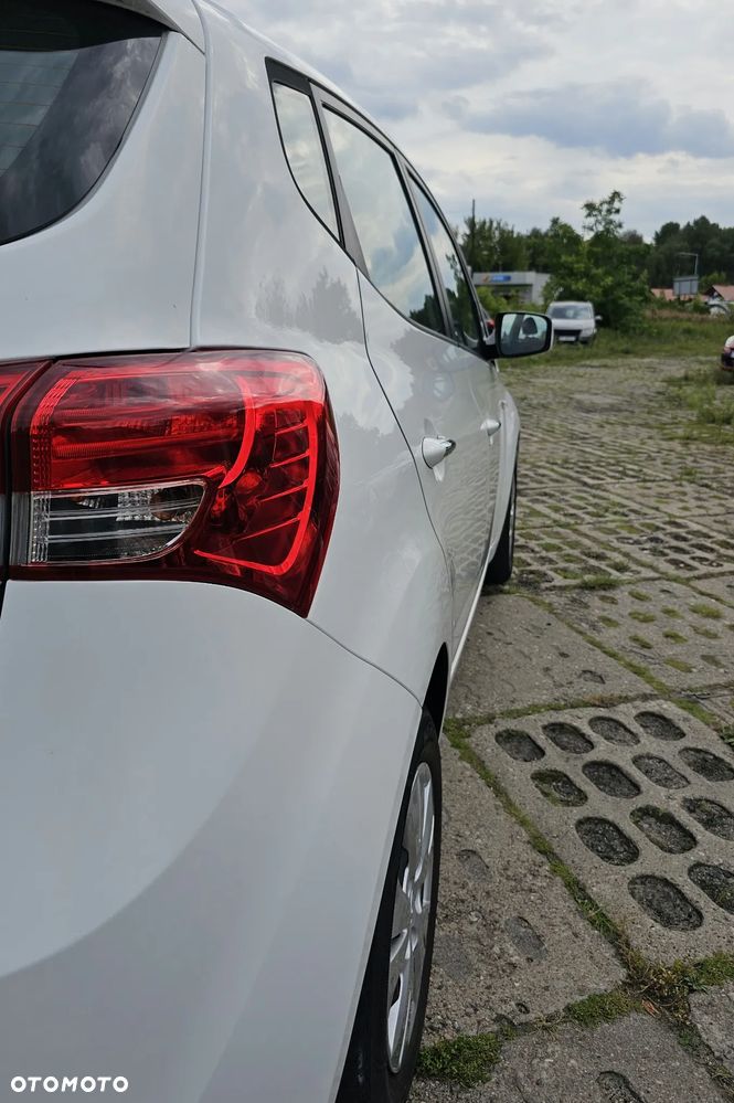 Hyundai ix20 - 11