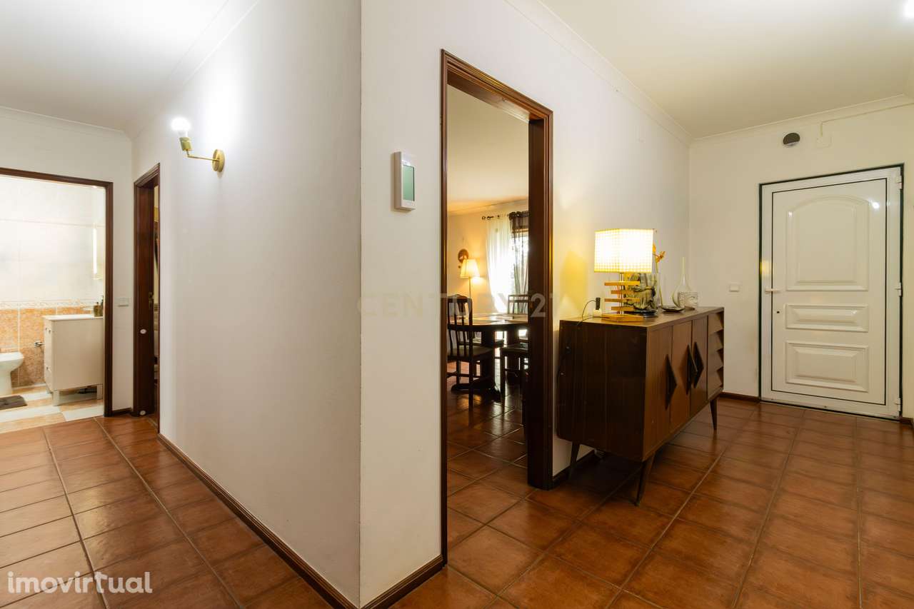 Excelente Moradia T4 - Grande imagem: 3/33
