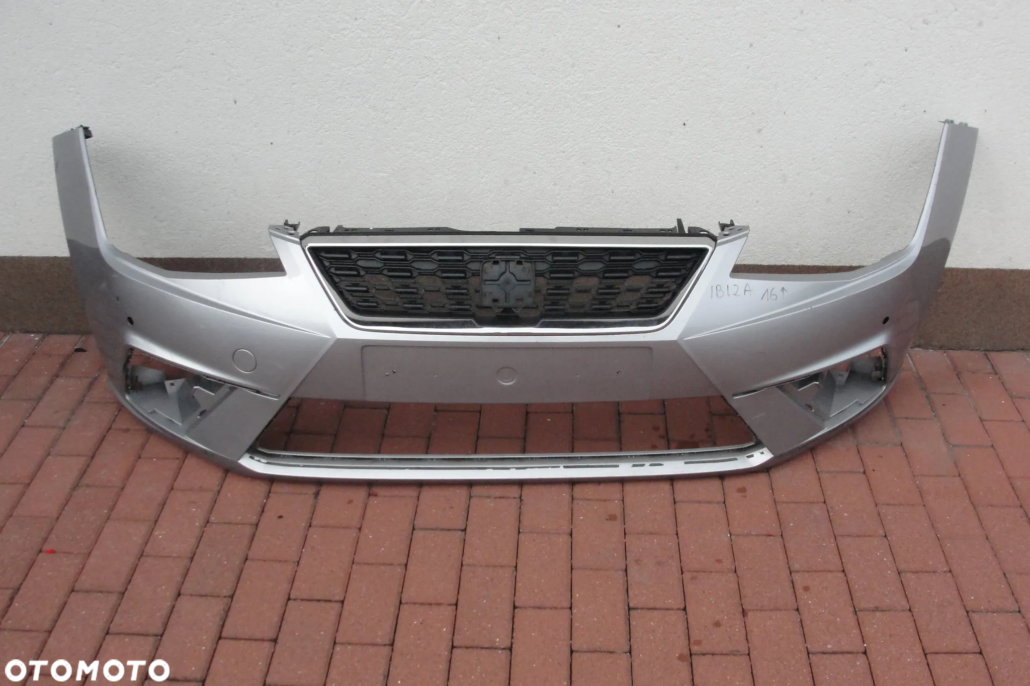 ZDERZAK PRZÓD SEAT IBIZA 5 V 2016-   4x PDC - 6