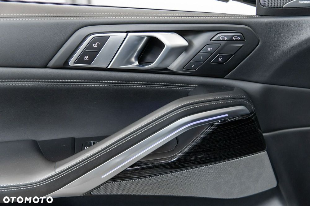 BMW X6 xDrive40i M Sport - 32