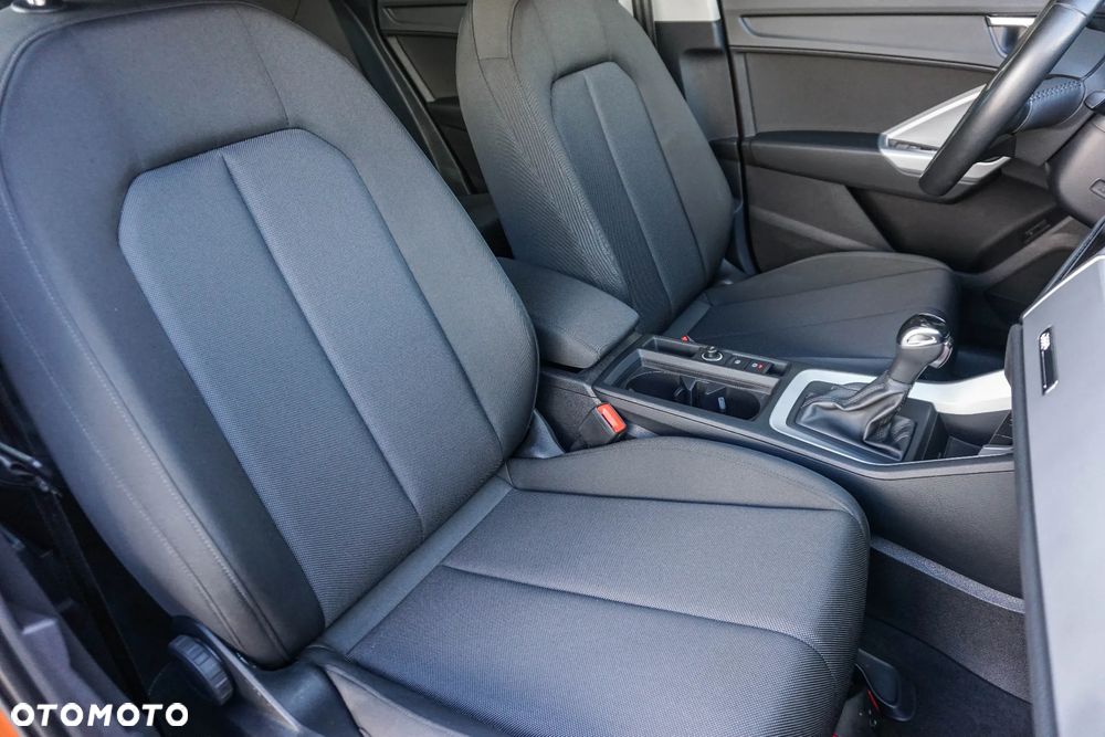 Audi Q3 35 TDI Advanced S tronic - 36