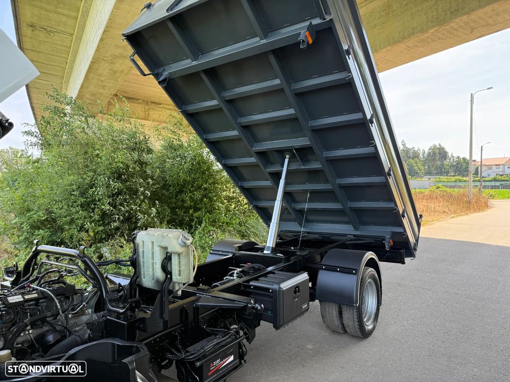 Mitsubishi Fuso Canter 3C13 Basculante NOVA - 11