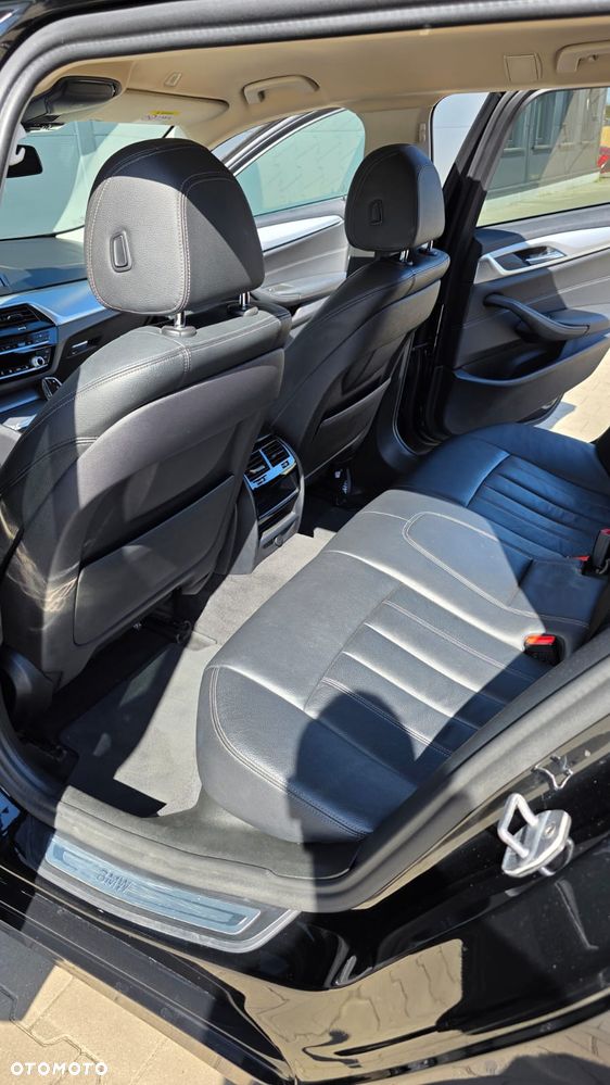 BMW Seria 5 518d Advantage sport - 21
