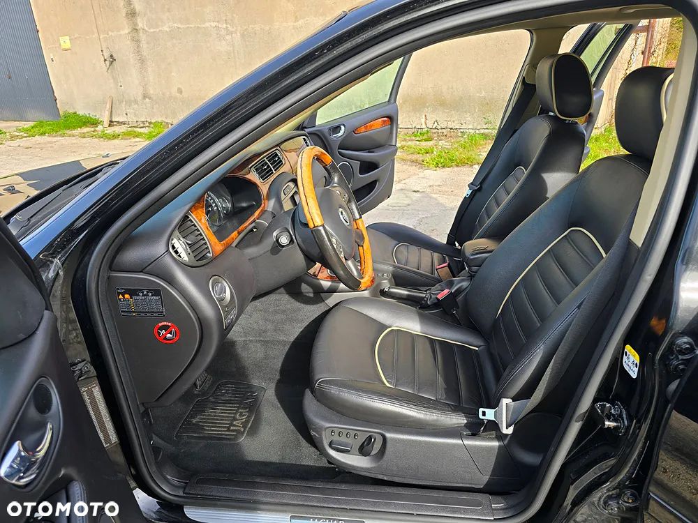 Jaguar X-Type 3.0 Executive - 14