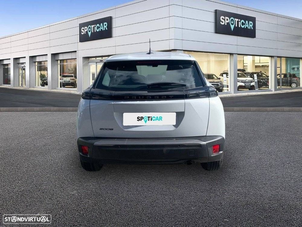 Peugeot 2008 - 6