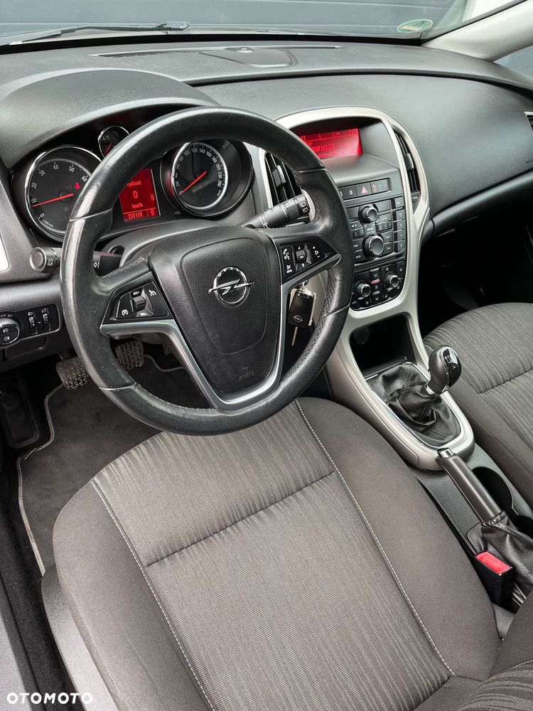 Opel Astra 1.4 T Cosmo EU6 - 7