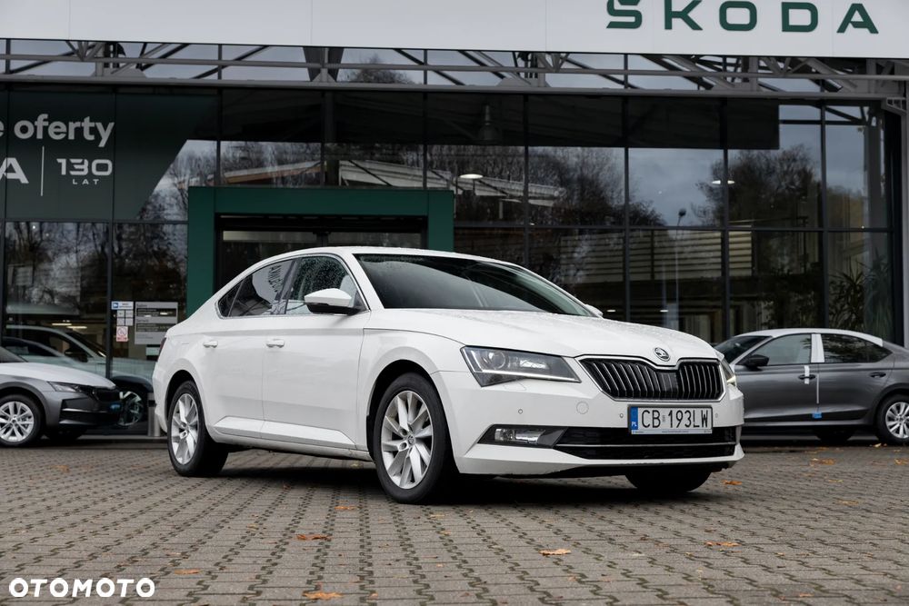 Skoda Superb 2.0 TDI Ambition DSG - 1