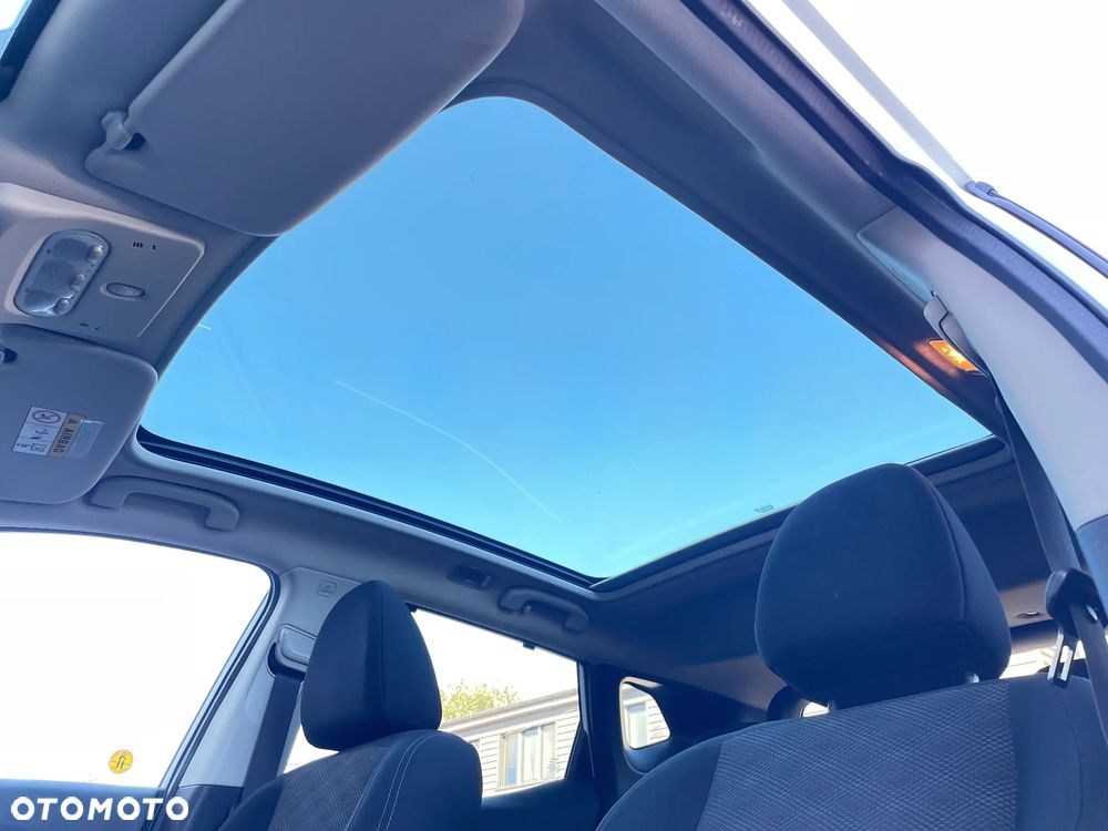 Nissan Qashqai 1.6 DIG-T N-Connecta - 11