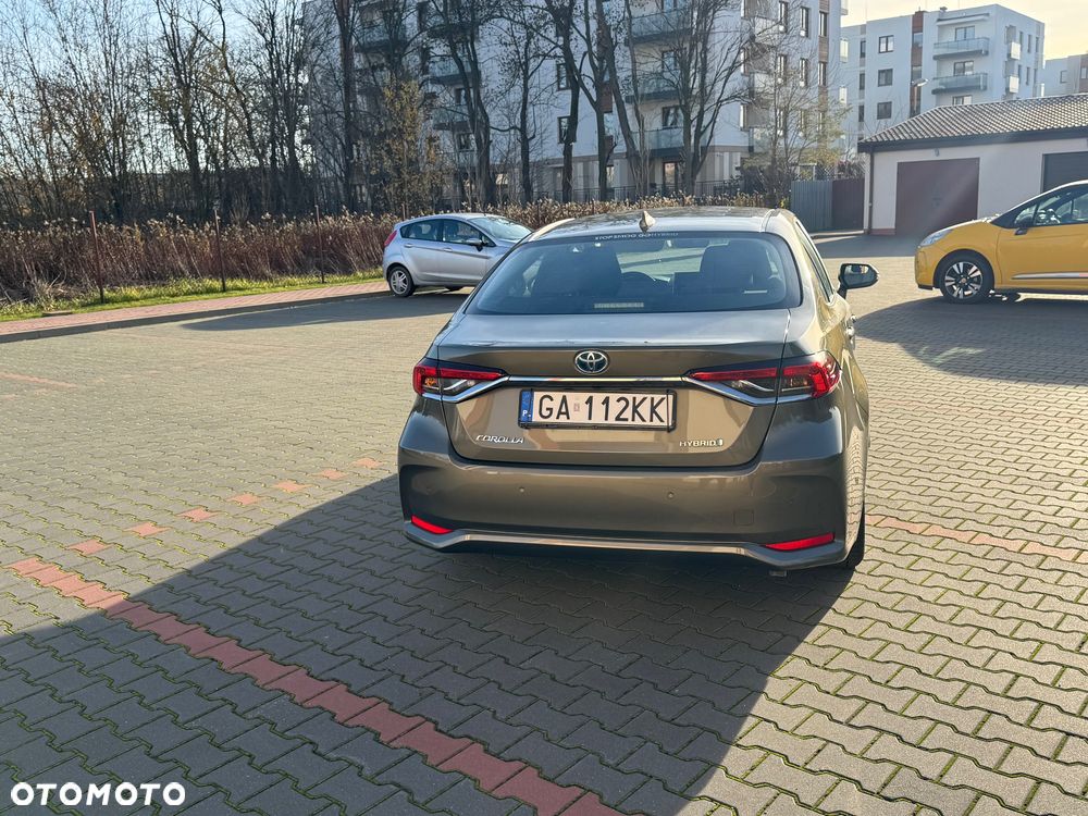 Toyota Corolla 1.8 Hybrid Comfort - 10