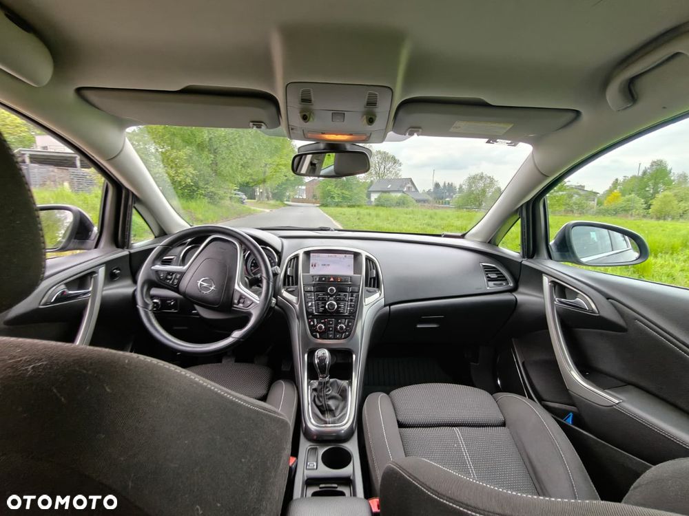 Opel Astra 1.4 T Cosmo - 13