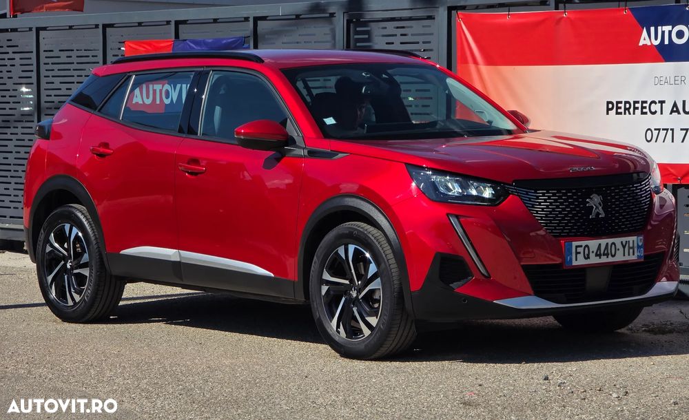 Peugeot 2008 PureTech 130 EAT8 GT - 8