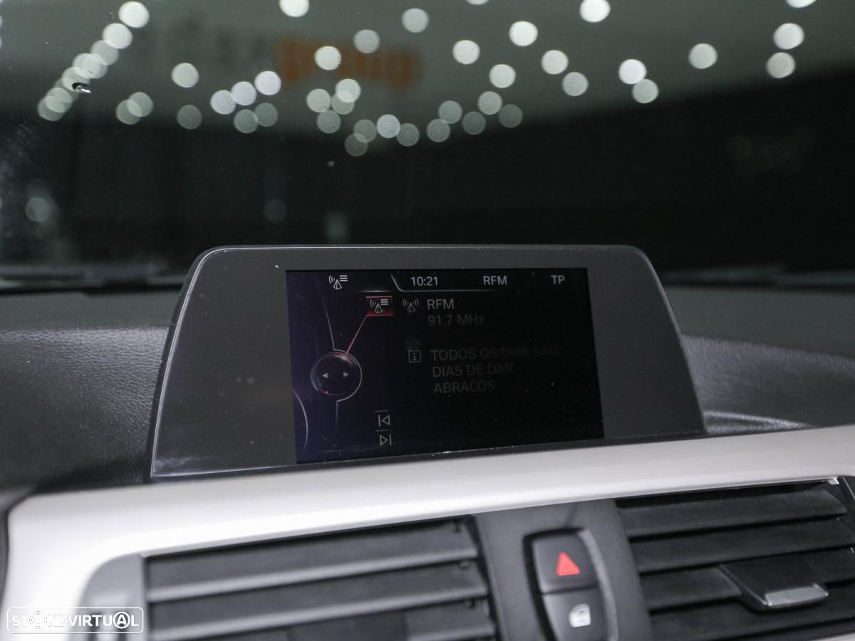 BMW 320 d Touring - 19