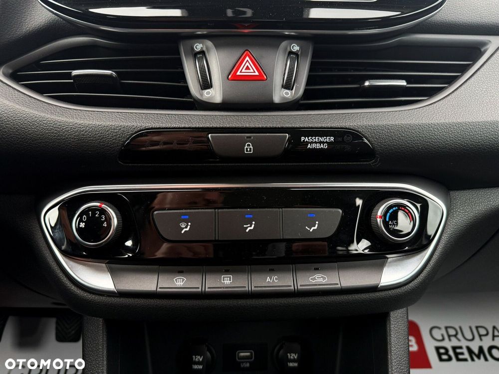 Hyundai i30 - 22