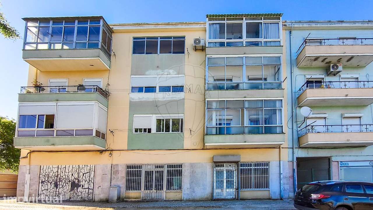 Apartamento T2 para arrendamento - Grande imagem: 2/22