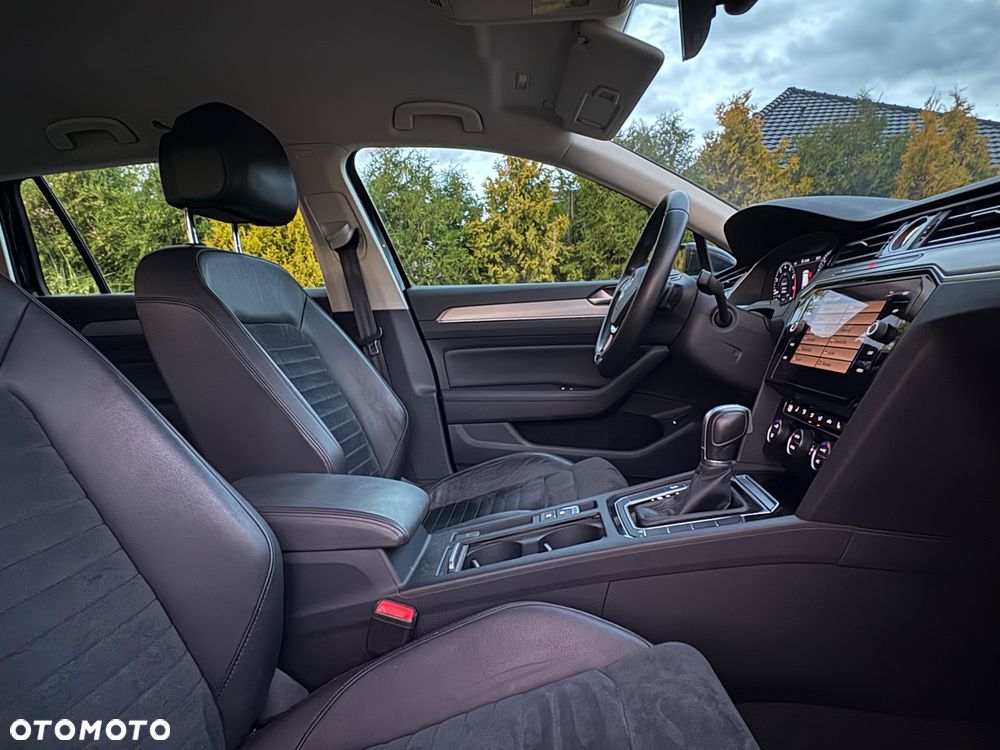 Volkswagen Passat 1.8 TSI (BlueMotion Technology) DSG Highline - 30
