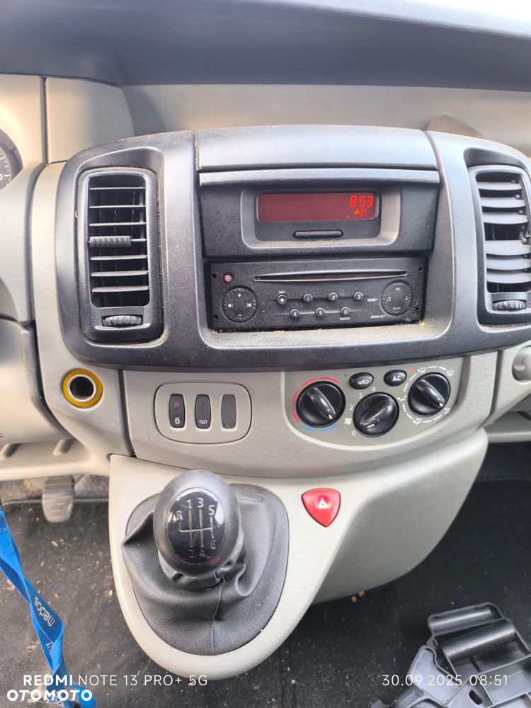 Renault Trafic - 11