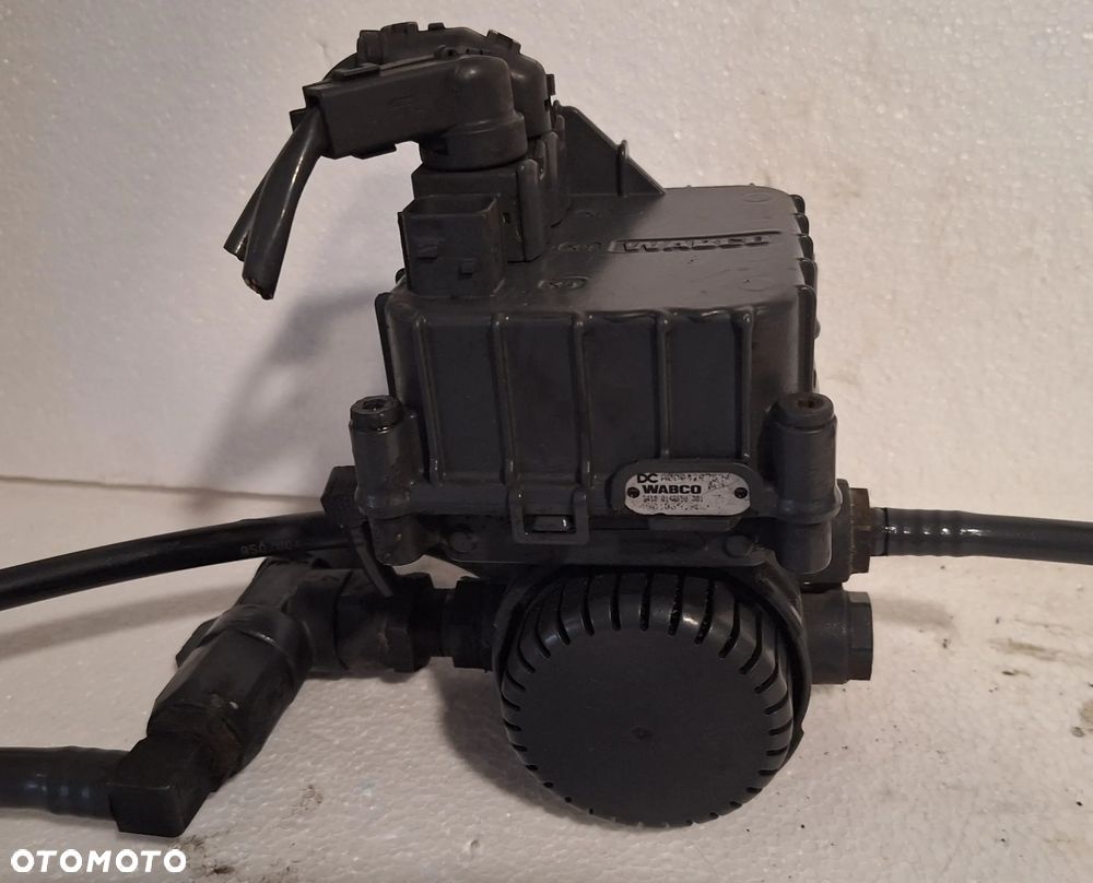MERCEDES ACTROS MP4 ANTOS AROCS ATEGO  ZAWÓR MODULATOR EBS  A0004297524 - 2